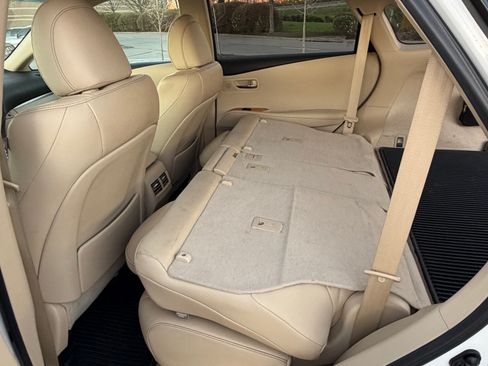 Used 2015 Lexus RX 450h AWD image 18