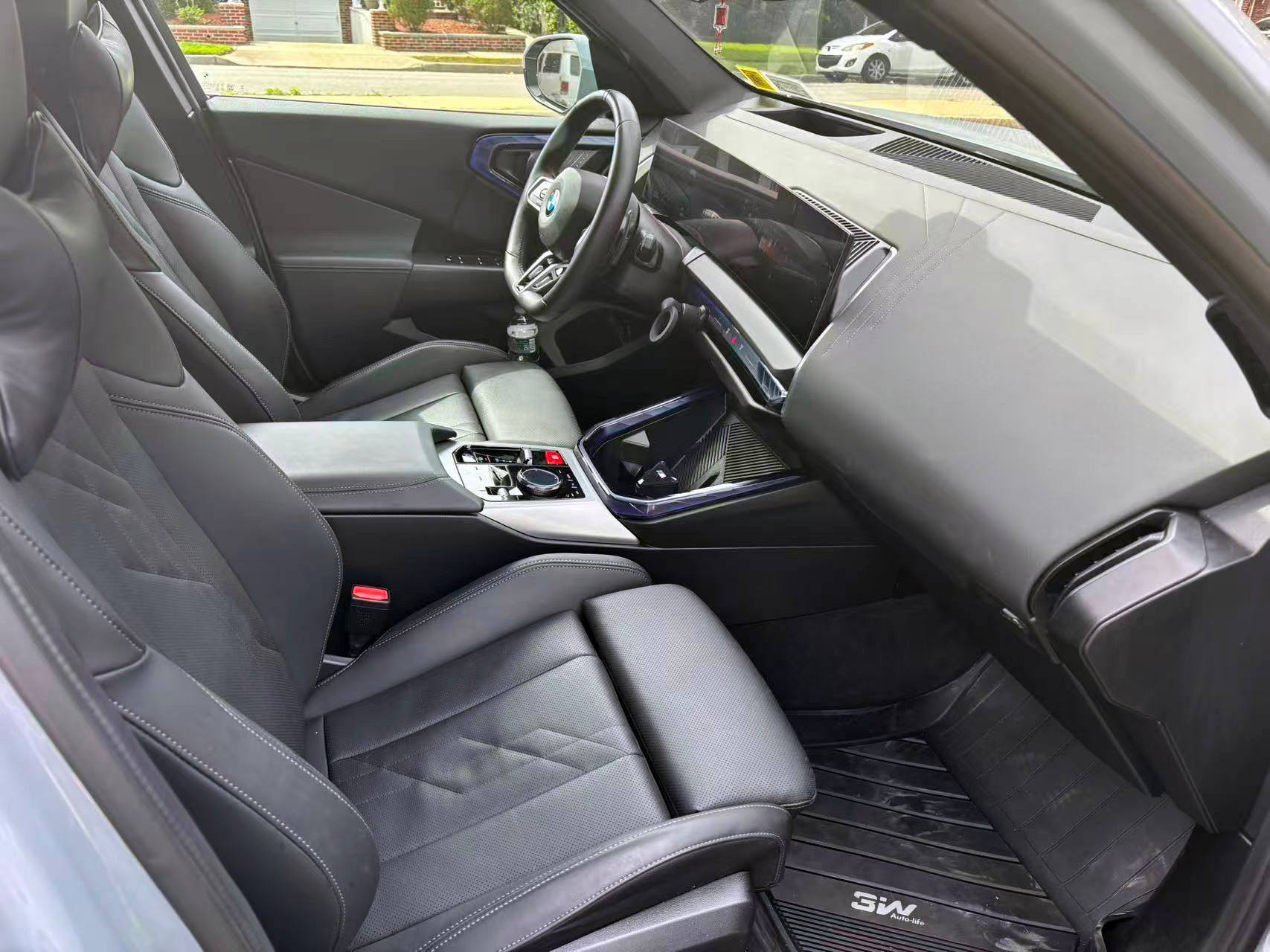 Used 2025 BMW X3 xDrive30i AWD/4WD image 15