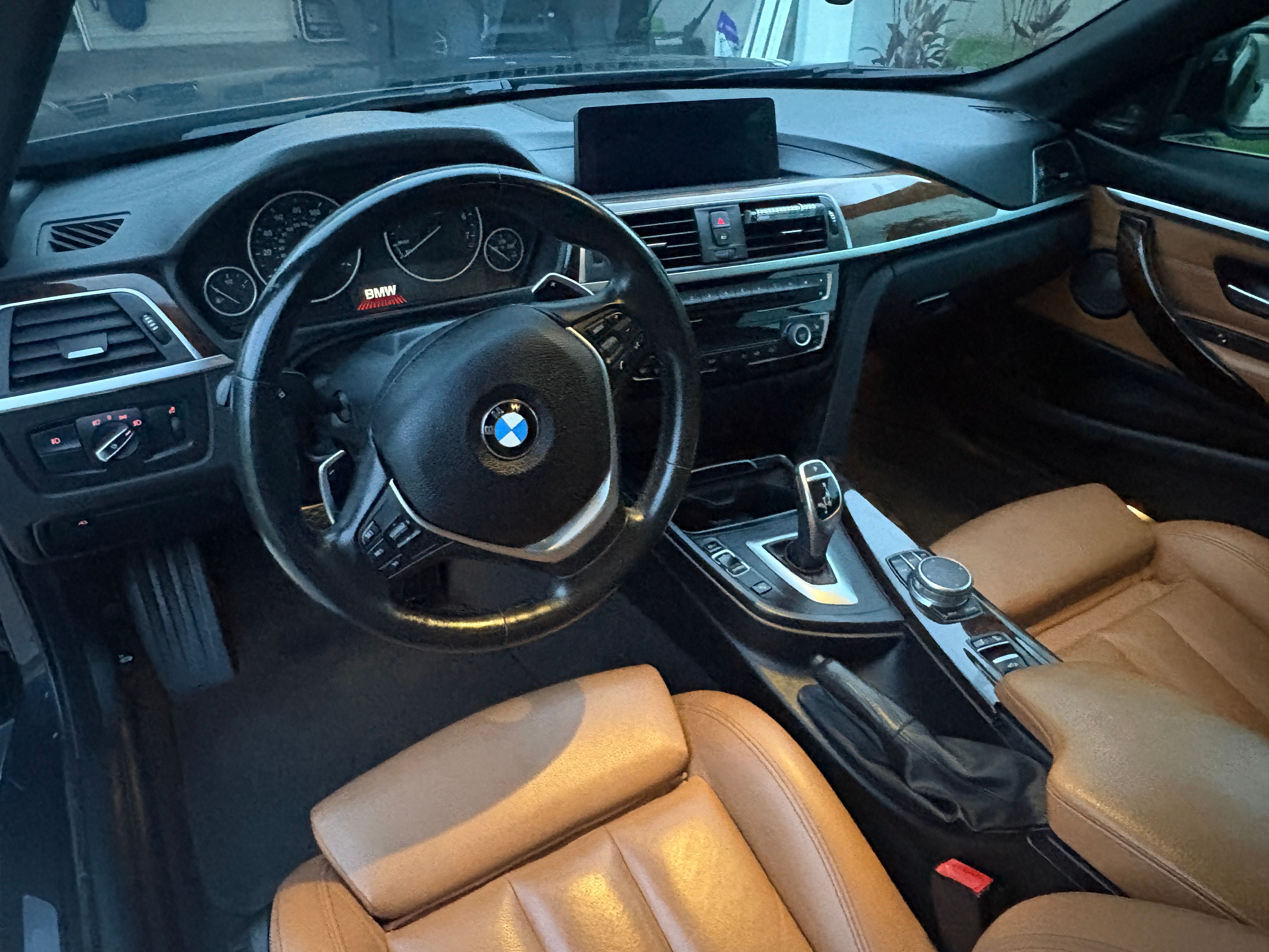 Used 2018 BMW 430i Convertible RWD image 16