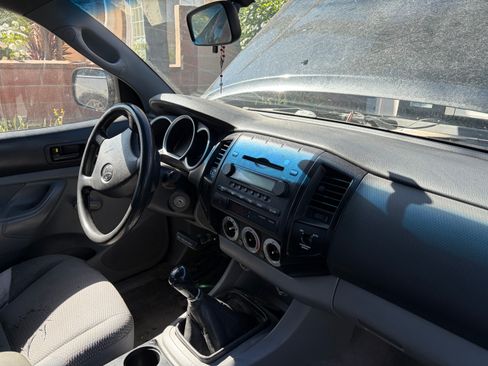 Used 2006 Toyota Tacoma 2WD Access Cab image 10