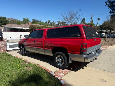 Used 1998 Dodge Ram 2500 Truck 2WD Quad Cab image 8