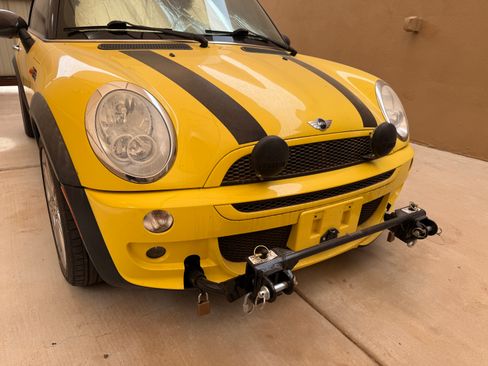 Used 2006 MINI Cooper Convertible FWD image 10