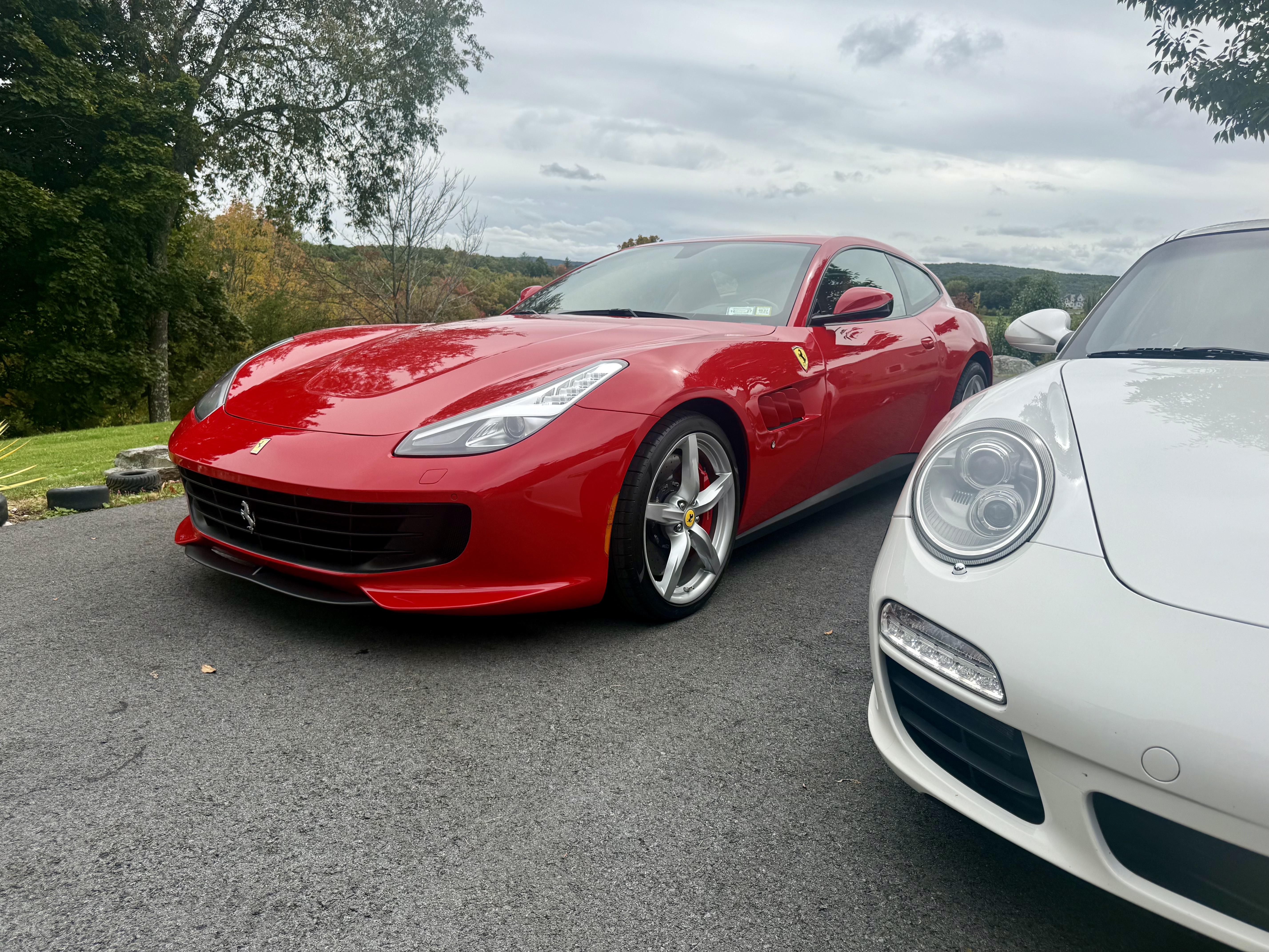 Used 2019 Ferrari GTC4Lusso T RWD image 17