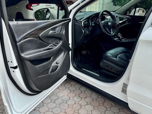 Used 2020 Buick Envision Essence image 8