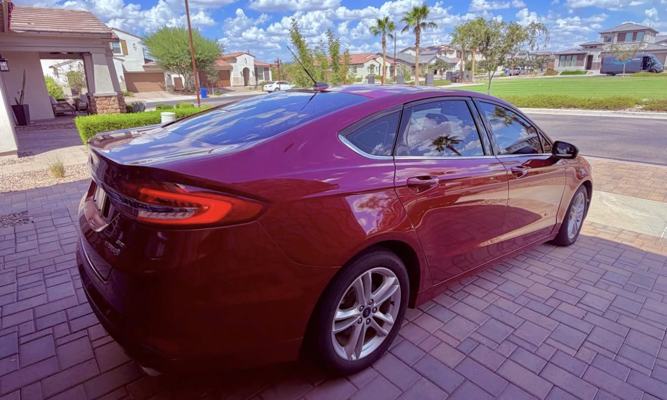 Used 2018 Ford Fusion SE FWD image 13
