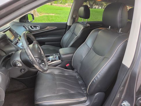 Used 2020 INFINITI QX60 Luxe w/ Essential Package FWD image 13