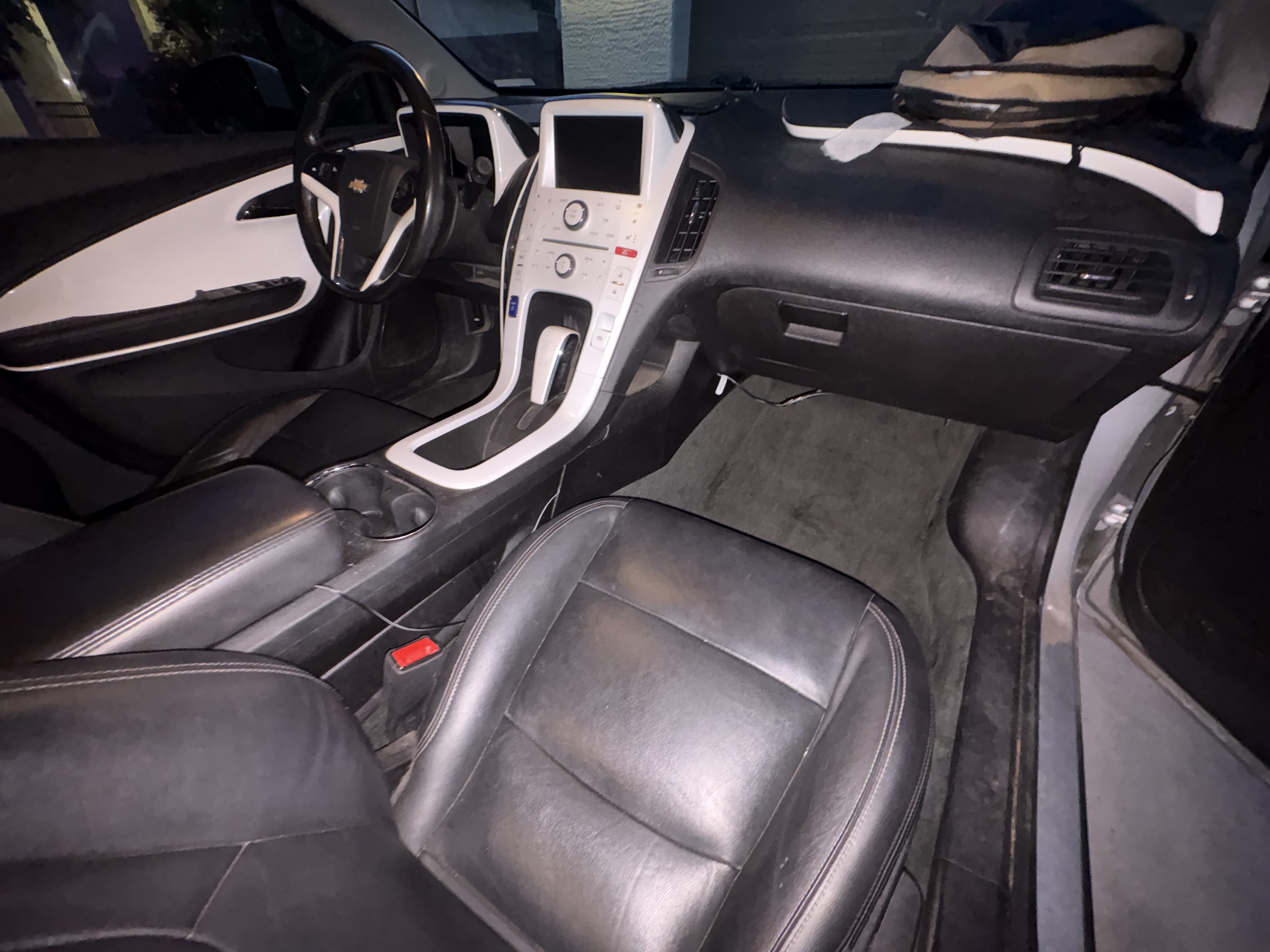 Used 2014 Chevrolet Volt Premium w/ Premium Trim Package FWD image 10