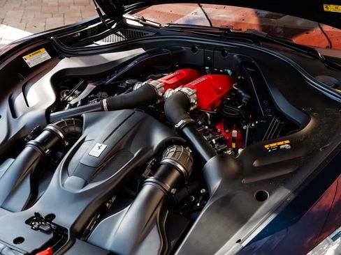 Used 2021 Ferrari Roma image 26