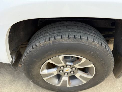 Used 2019 Chevrolet Colorado Z71 image 18