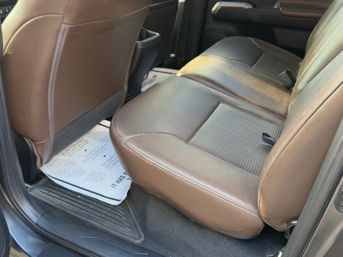 Used 2016 Toyota Tacoma Limited image 15