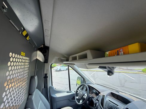 Used 2019 Ford Transit 150 130 Medium Roof RWD image 11