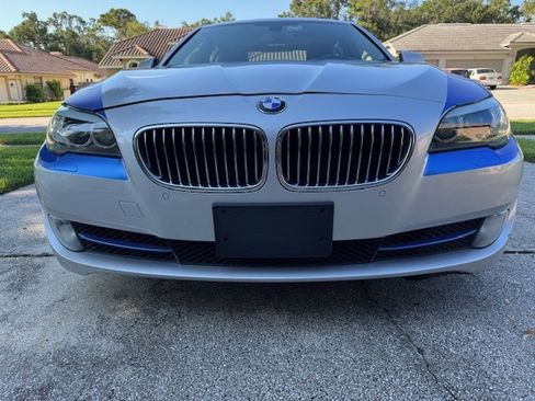 Used 2013 BMW 528i Sedan image 1