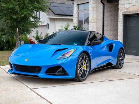 Used 2024 Lotus Emira First Edition image 1