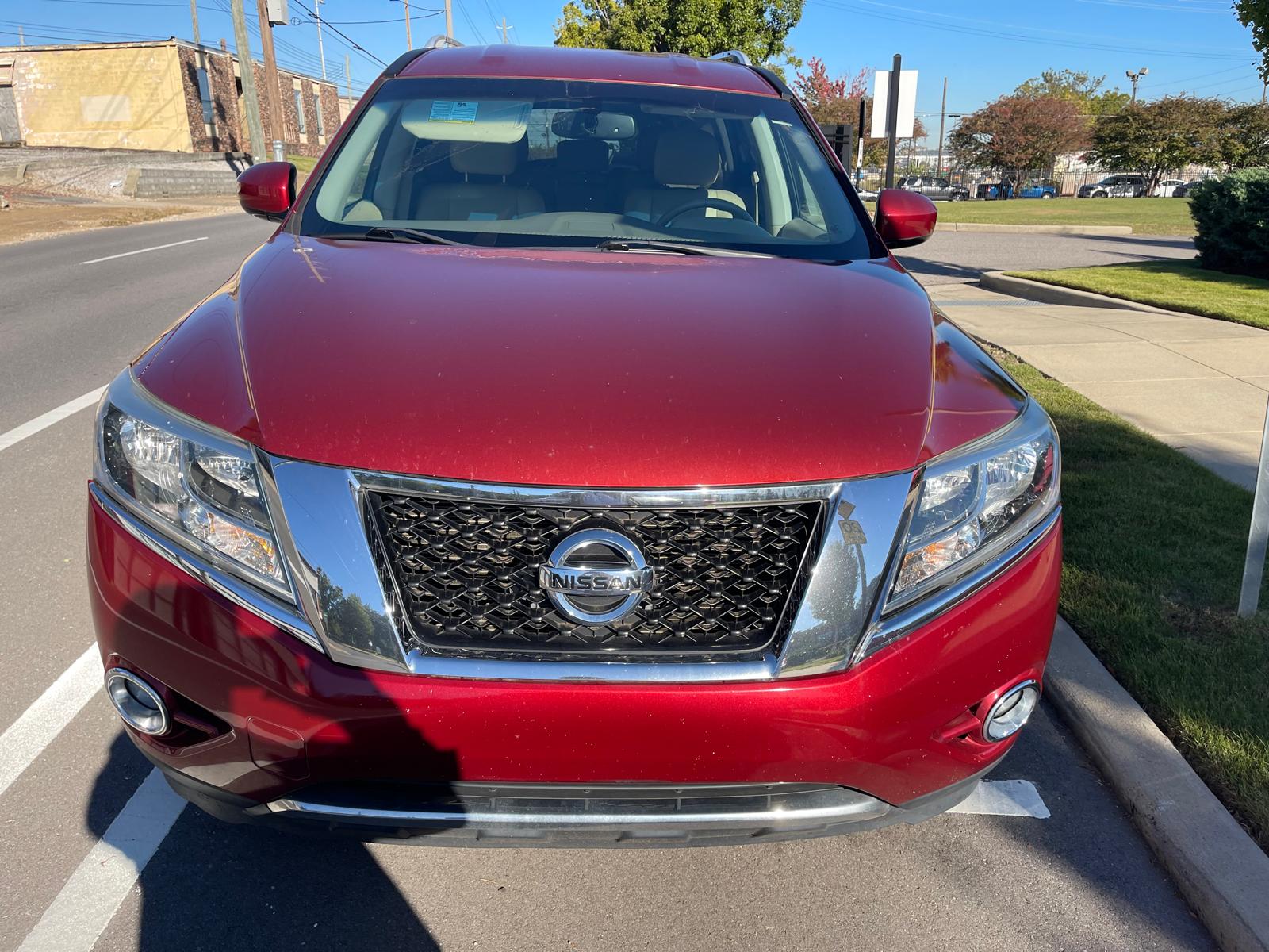 Used 2014 Nissan Pathfinder SL w/ Trailer Tow Package FWD image 6