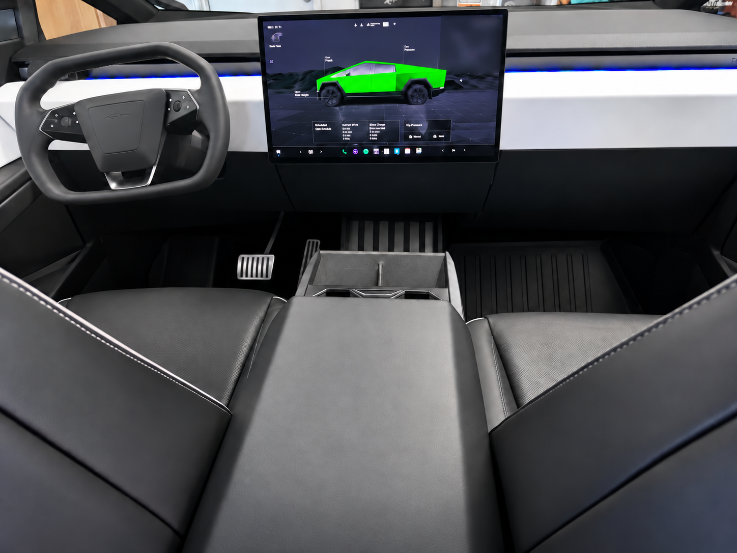 Used 2024 Tesla Cybertruck AWD Crew Cab image 5