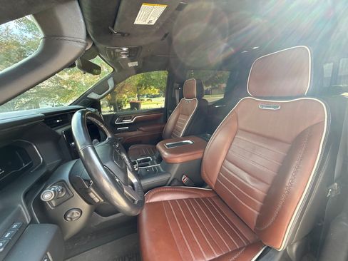 Used 2022 GMC Sierra 1500 Denali Ultimate image 9