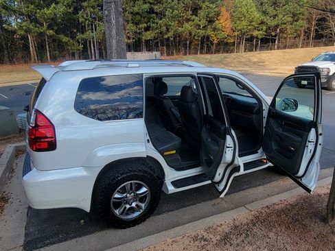 Used 2008 Lexus GX 470 image 4