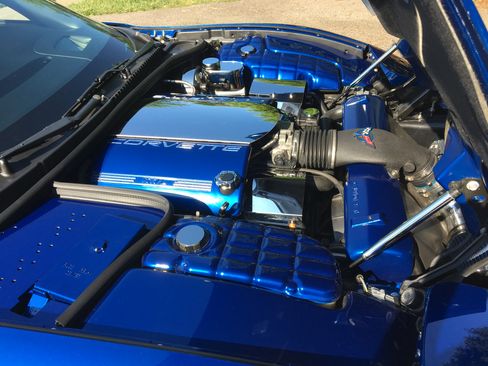Used 2002 Chevrolet Corvette Coupe w/ Preferred Equipment Group2 RWD image 16