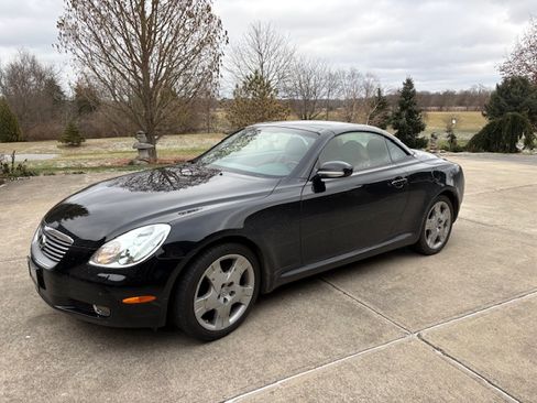 Used 2005 Lexus SC 430 Convertible image 1