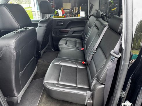 Used 2017 GMC Sierra 1500 SLT AWD/4WD image 4