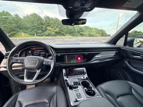 Used 2021 Audi Q7 2.0T Premium w/ Convenience Package AWD/4WD image 14