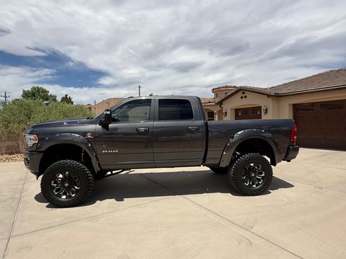 Used 2024 RAM 2500 Big Horn w/ Level 2 Equipment Group AWD/4WD image 1