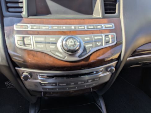 Used 2015 INFINITI QX60 FWD w/ Deluxe Touring Package image 8