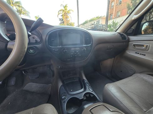 Used 2004 Toyota Sequoia SR5 image 5