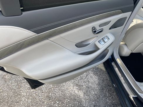 Used 2015 Mercedes-Benz S 550 4MATIC Sedan image 12