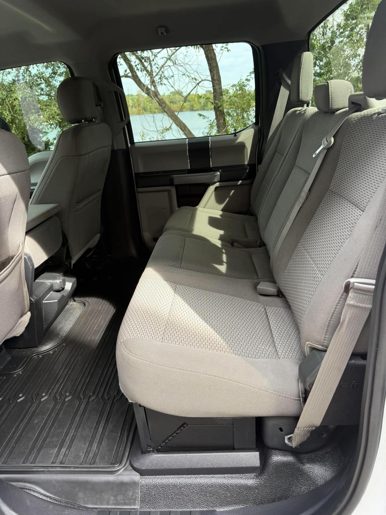 Used 2018 Ford F250 XLT AWD/4WD image 12