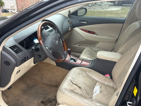 Used 2010 Lexus ES 350 image 4