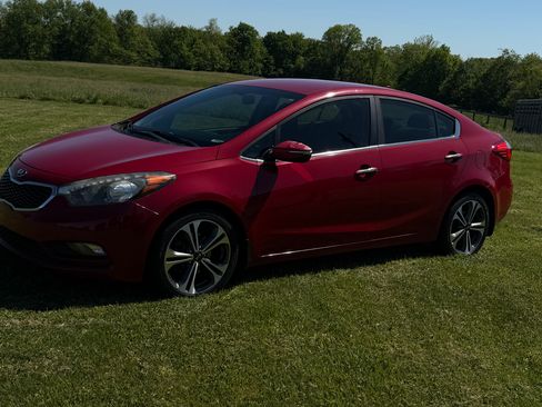 Used 2016 Kia Forte EX FWD image 5