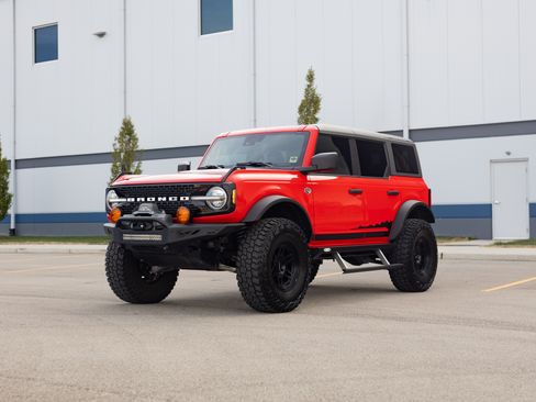 Used 2022 Ford Bronco Wildtrak image 17