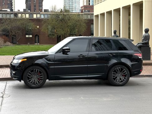 Used 2016 Land Rover Range Rover Sport HST image 6