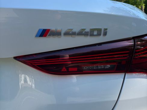 Used 2025 BMW M440i Convertible RWD image 16