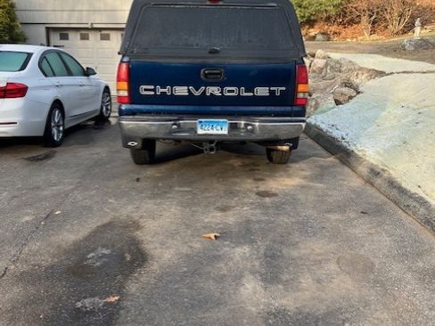 Used 2000 Chevrolet Silverado 1500 4x4 Regular Cab w/ Firm Ride Suspension Pkg image 5