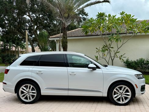 Used 2018 Audi Q7 3.0T Prestige w/ Prestige Package image 6
