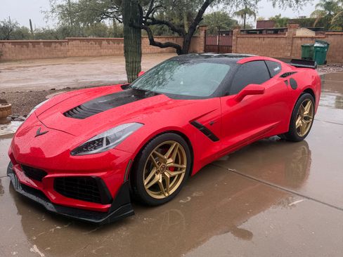 Used 2014 Chevrolet Corvette Stingray Coupe w/ 2LT Preferred Equipment Group image 21