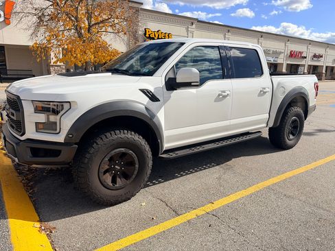 Used 2017 Ford F150 Raptor w/ Equipment Group 802A Luxury image 13