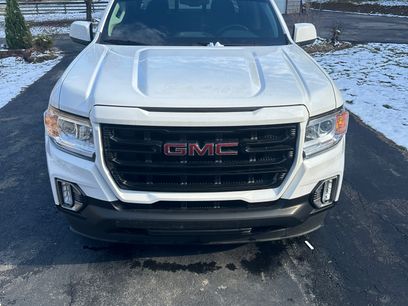 Used 2022 GMC Canyon Elevation w/ Trailering Package