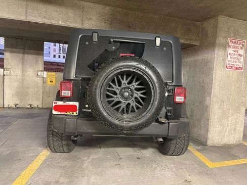 Used 2016 Jeep Wrangler Unlimited Sport w/ Quick Order Package 23S image 4