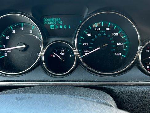 Used 2013 Buick Enclave Premium w/ LPO, Cargo Convenience Pkg image 8