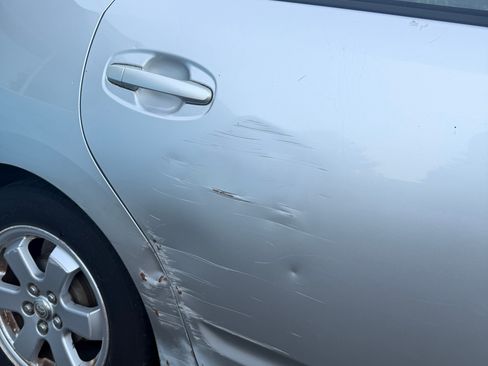 Used 2005 Toyota Prius FWD image 16