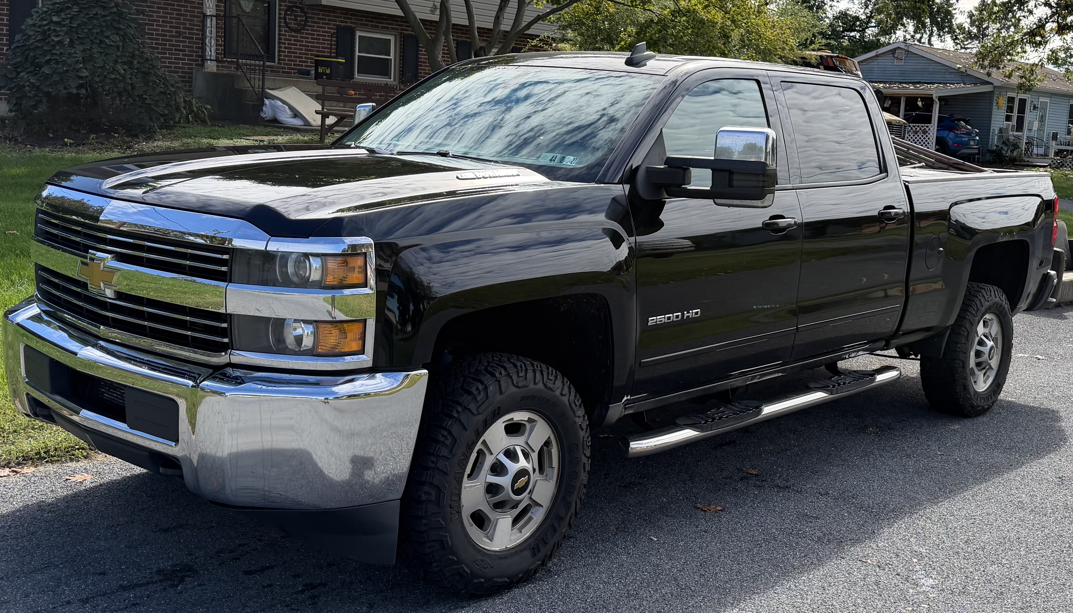 Used 2016 Chevrolet Silverado 2500 LT AWD/4WD image 4