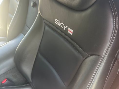 Used 2008 Saturn Sky Red Line image 18