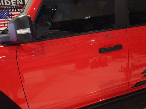 Used 2023 Ford Bronco Raptor image 29