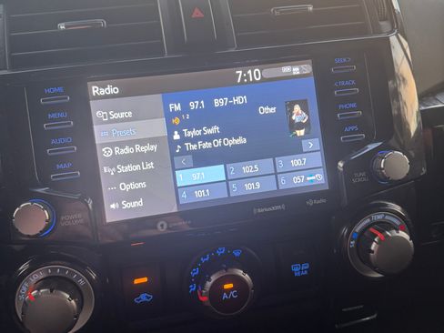 Used 2021 Toyota 4Runner TRD Off-Road Premium w/ Moonroof Package image 8