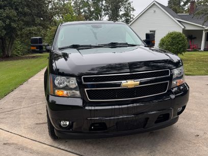 Used 2011 Chevrolet Suburban 2500 LT w/ Luxury Package