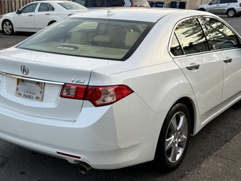 Used 2013 Acura TSX Sedan image 9