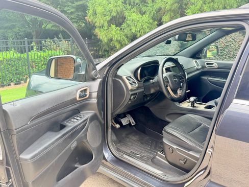 Used 2014 Jeep Grand Cherokee Limited RWD image 6